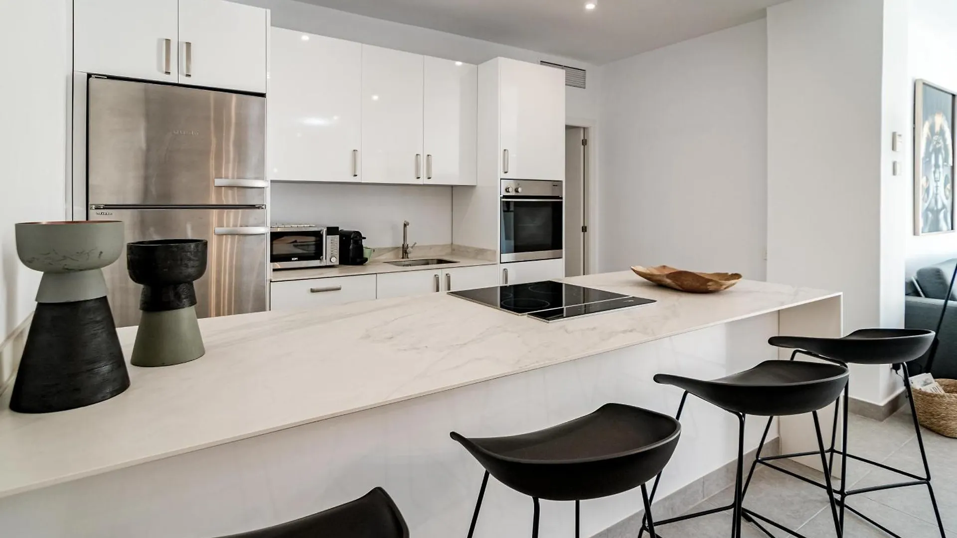 Ab3 - Spacious Holiday Home, Puerto Banus Marbella