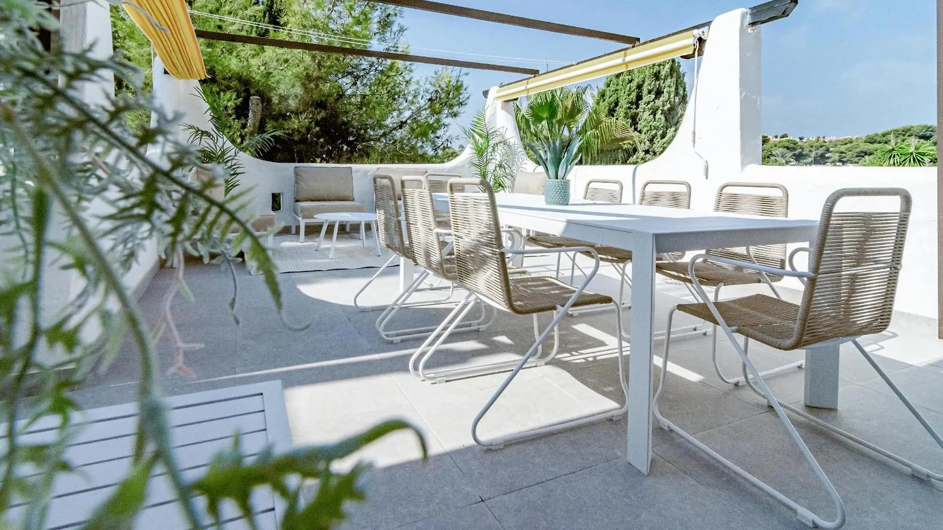 Apartment Ab3 - Spacious Holiday Home, Puerto Banus Marbella