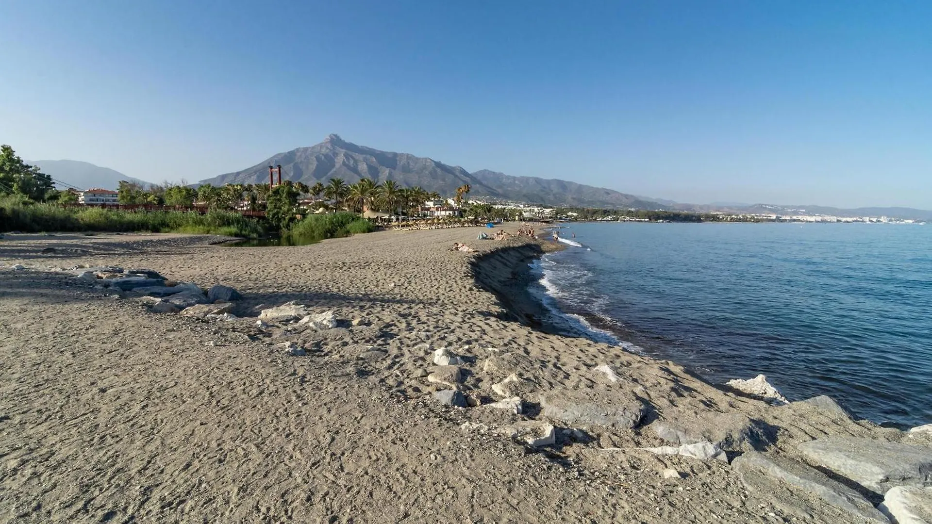 Ab3 - Spacious Holiday Home, Puerto Banus Marbella Spain