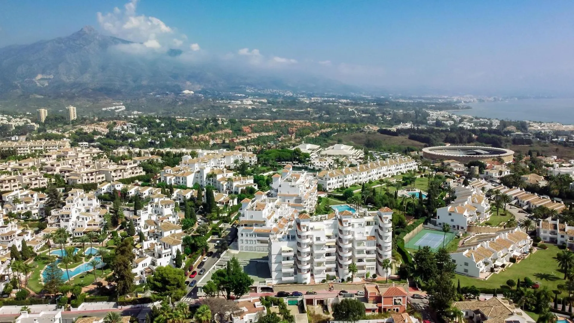 Ab3 - Spacious Holiday Home, Puerto Banus Marbella Appartamento
